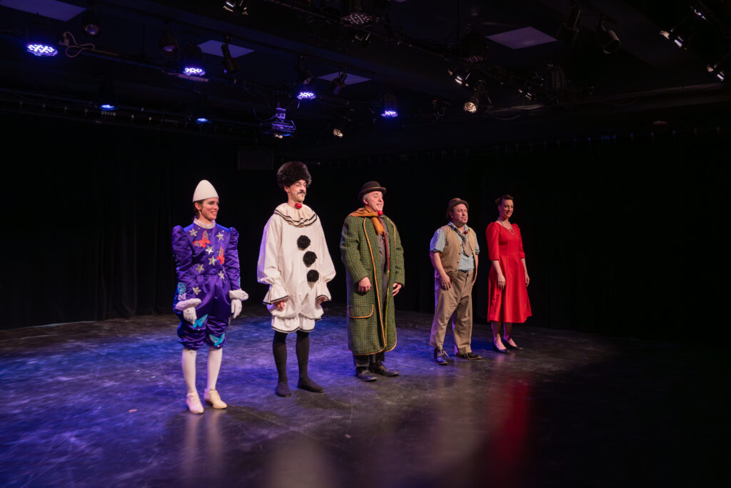 Clown Toujours Rosalie Hudon-Fecteau et Michel Houde spectacle art clownesque